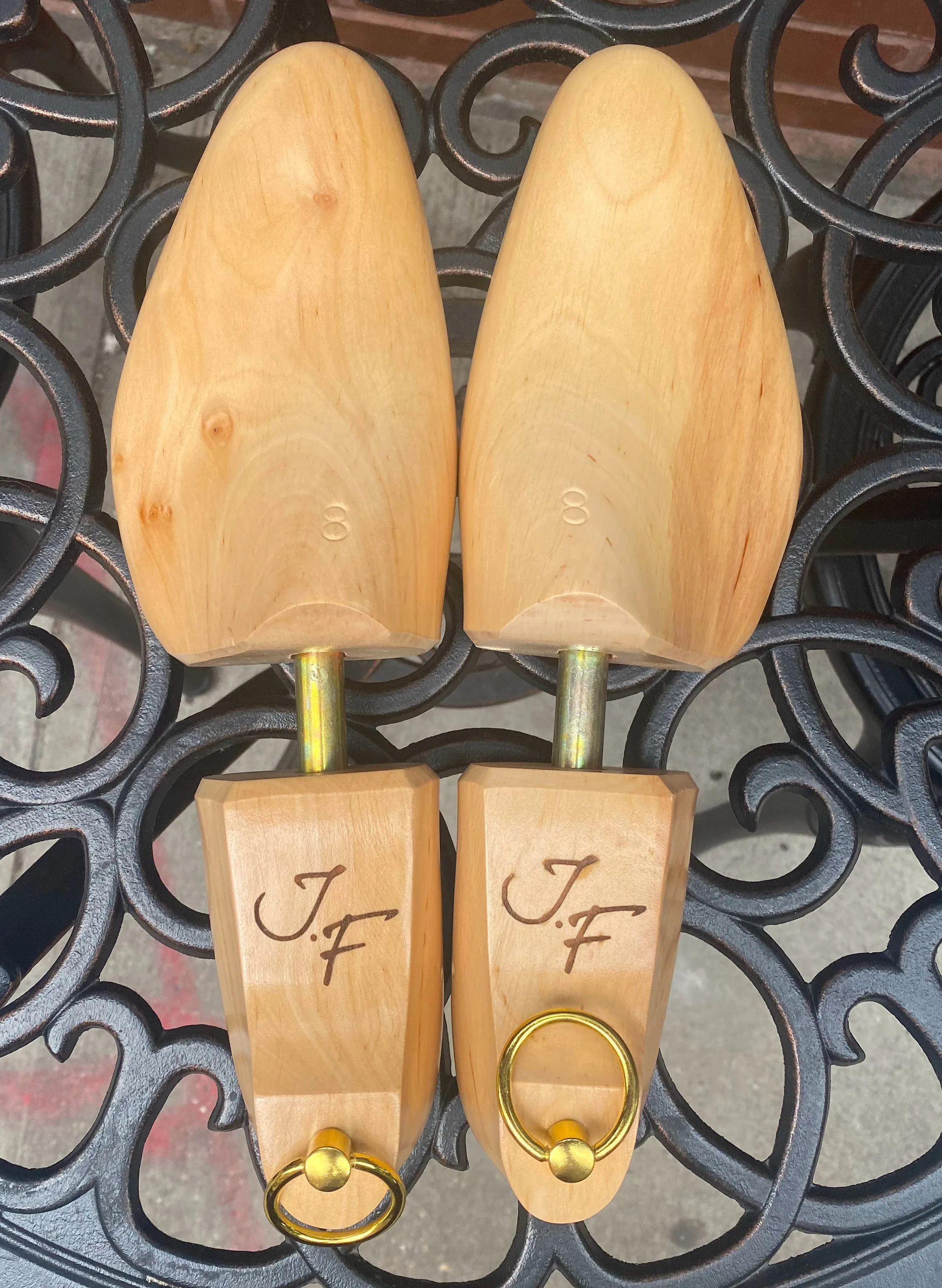 Alderwood Shoe Trees - Lightweight Version Natural - Brass Rings