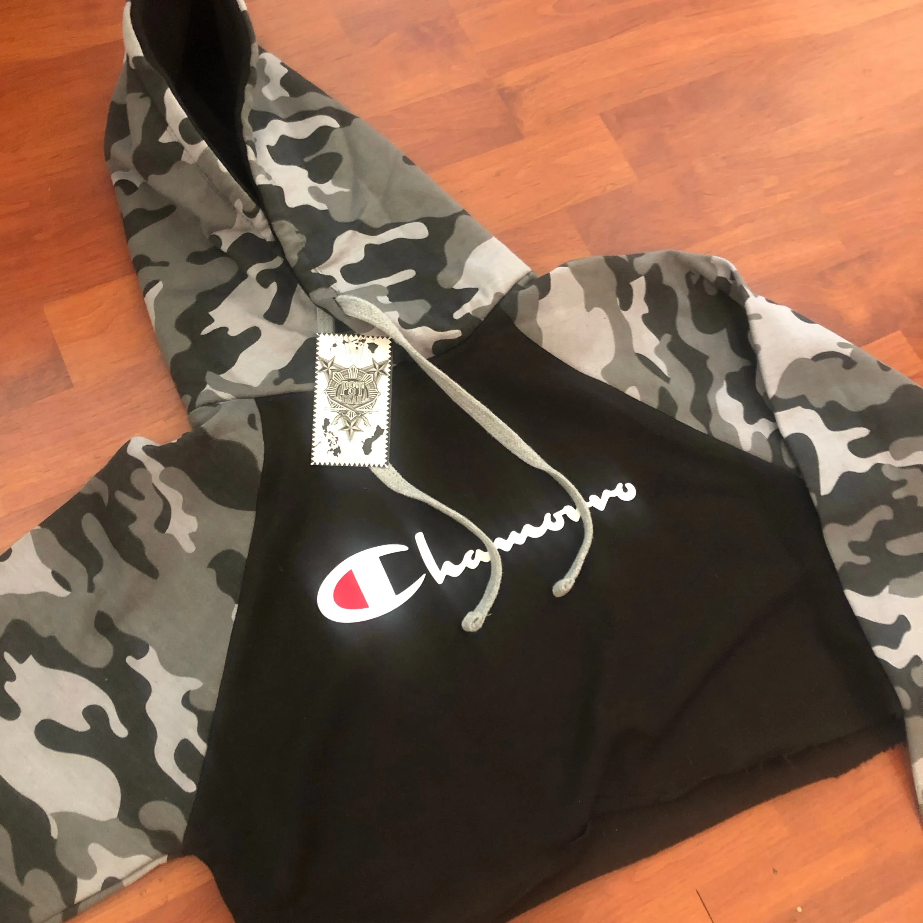 Chamorro Crop Top Hoodies