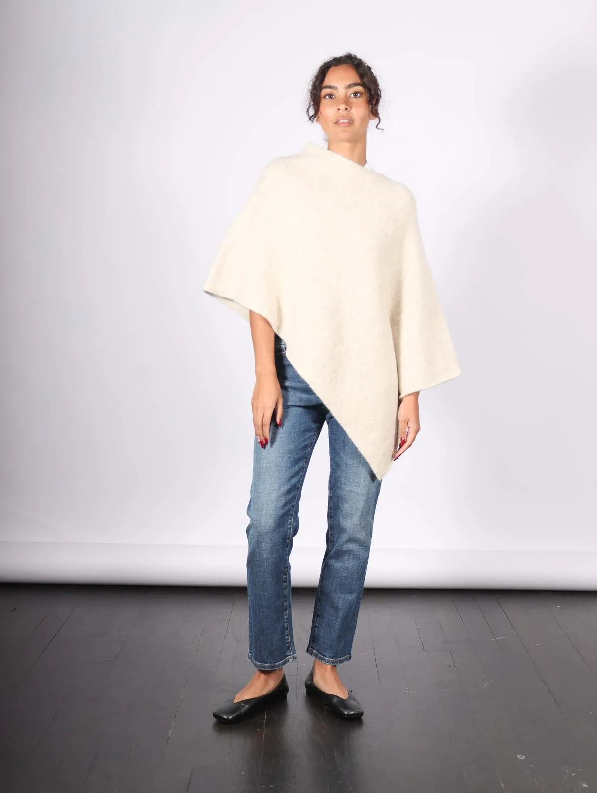 Fold Poncho - Ecru