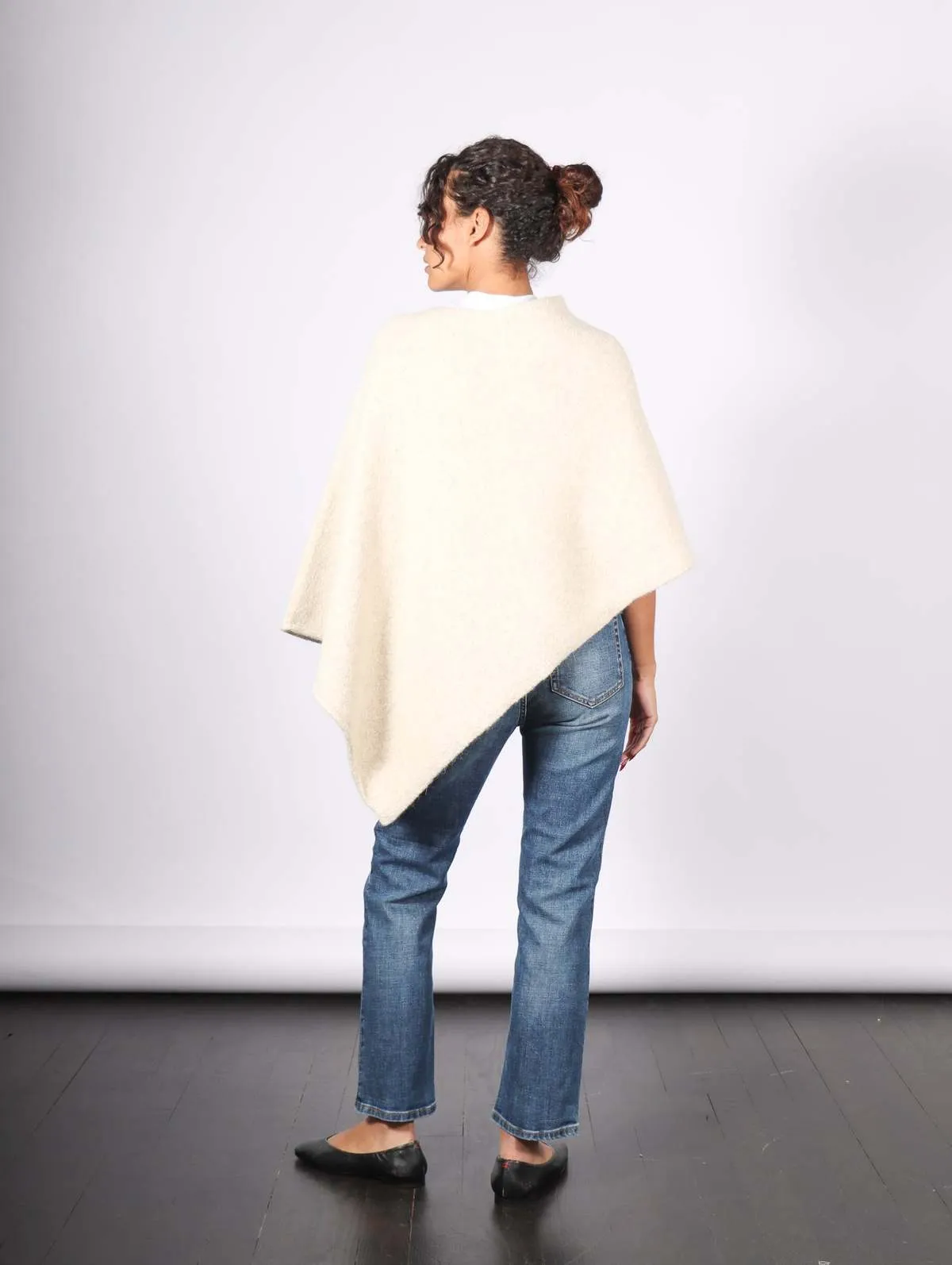 Fold Poncho - Ecru