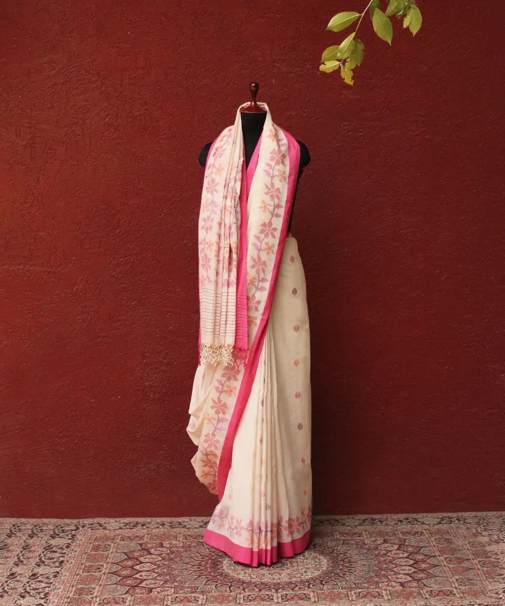 Handloom White Cotton Jamdani Saree With Floral Border Pallu