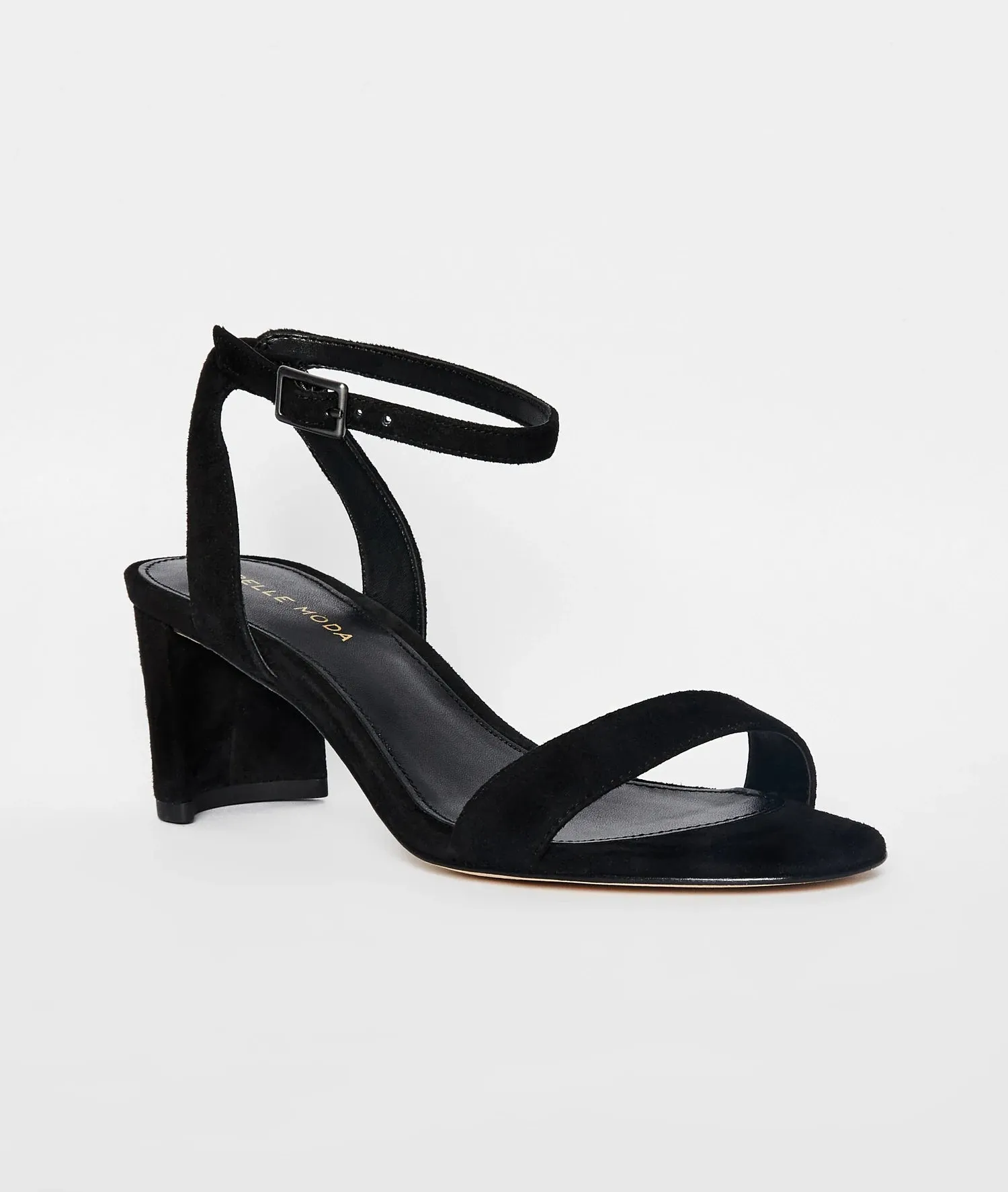 Pelle Moda Moira 2 Low Heel - Black