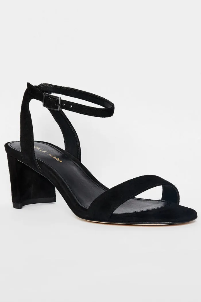 Pelle Moda Moira 2 Low Heel