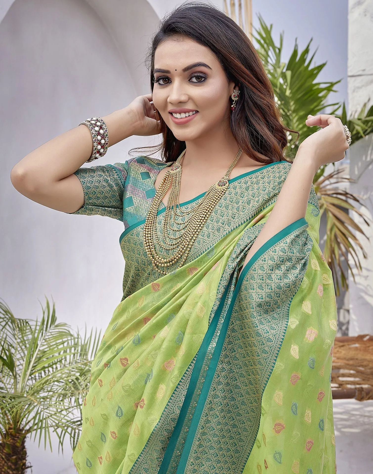 Rama Jacquard Organza Saree