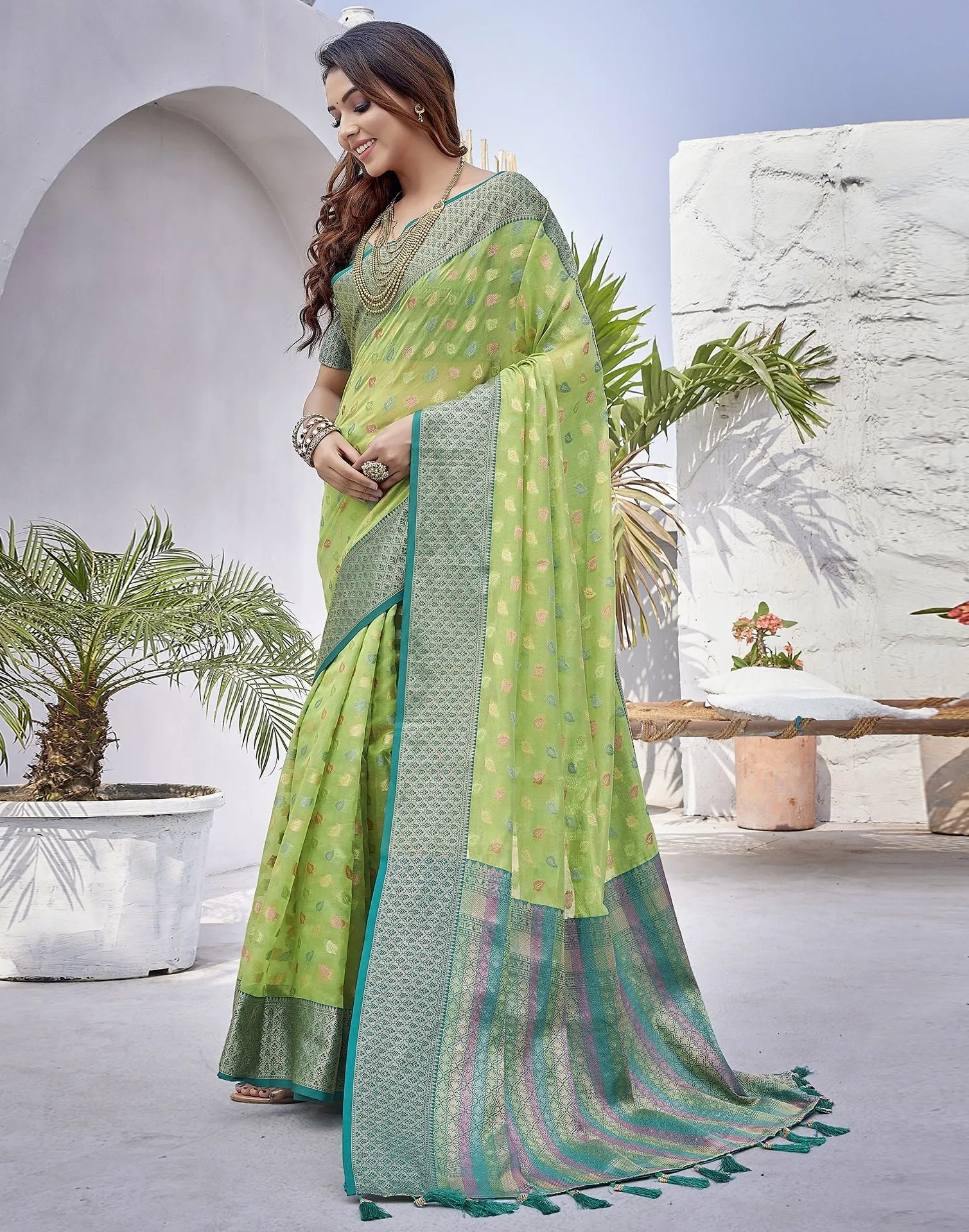 Rama Jacquard Organza Saree