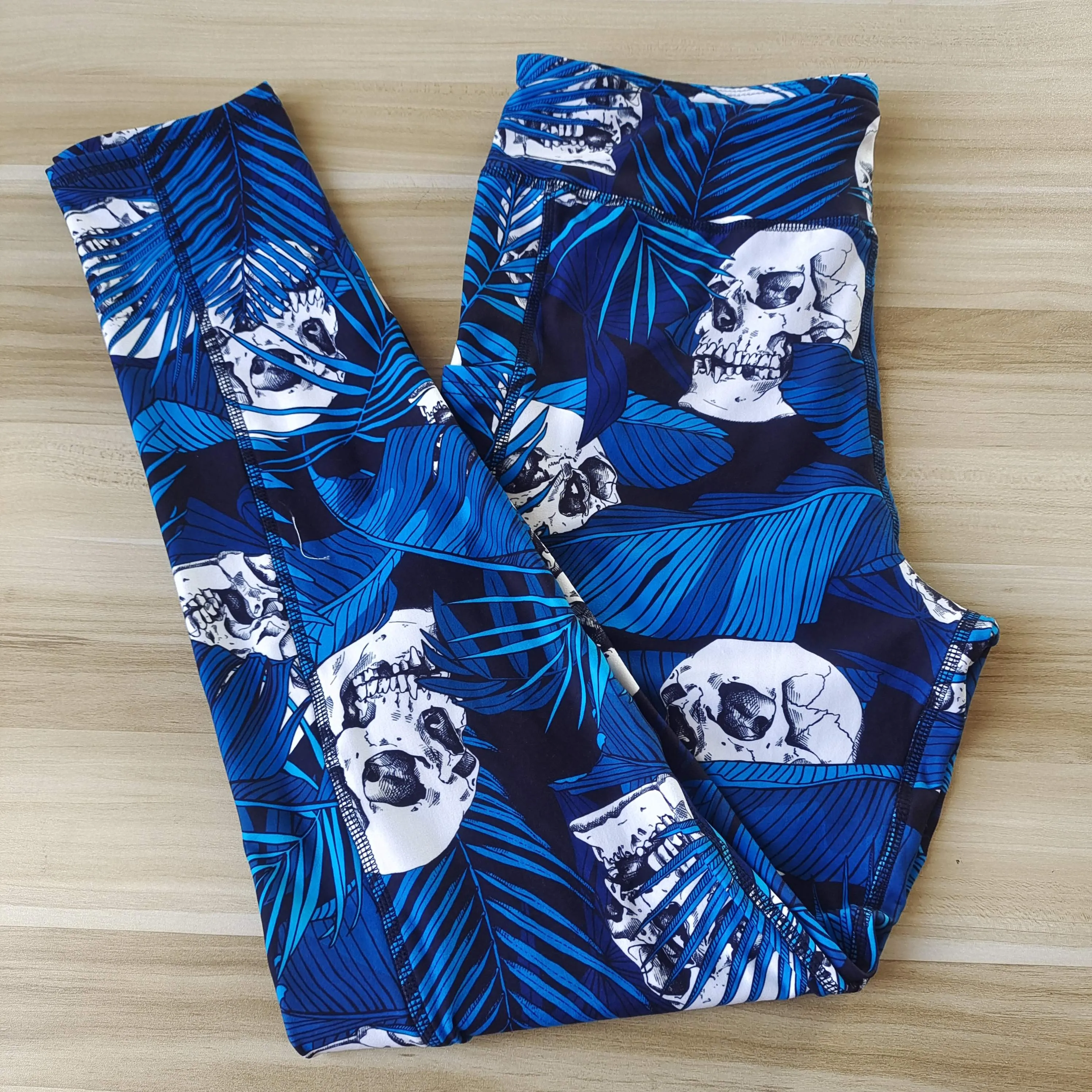 SCULPT Yoga Leggings- Tropical Skulls