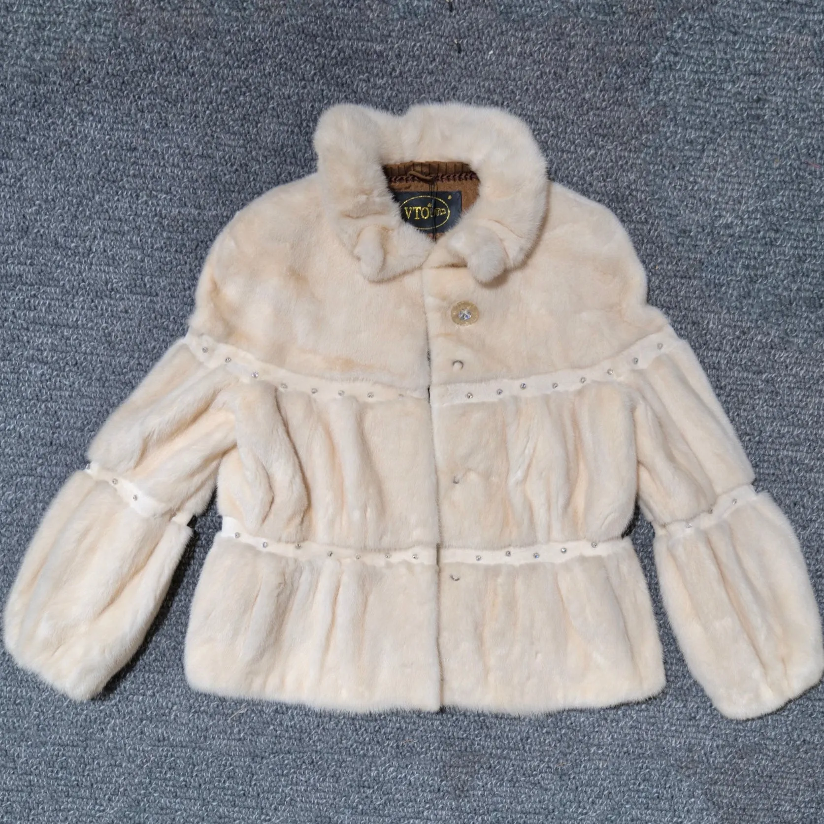 VTO mink coat