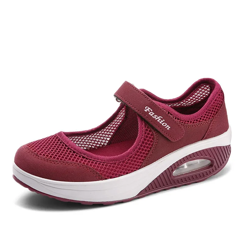 Women's Solid Wine Red Round Toe Slip-on Flat Platform Casual Shoes